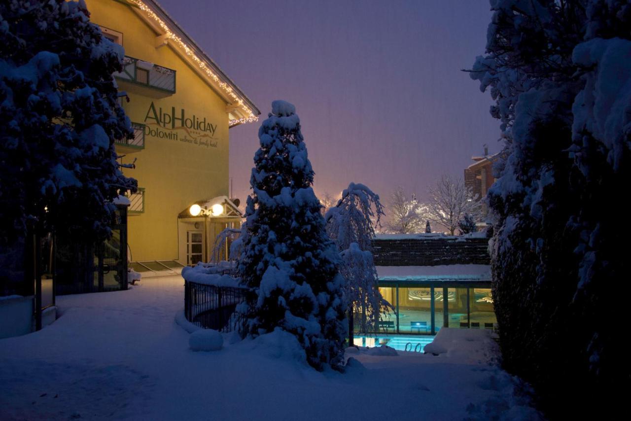 Alpholiday Dolomiti Wellness & Family Hotel Dimaro Exteriér fotografie
