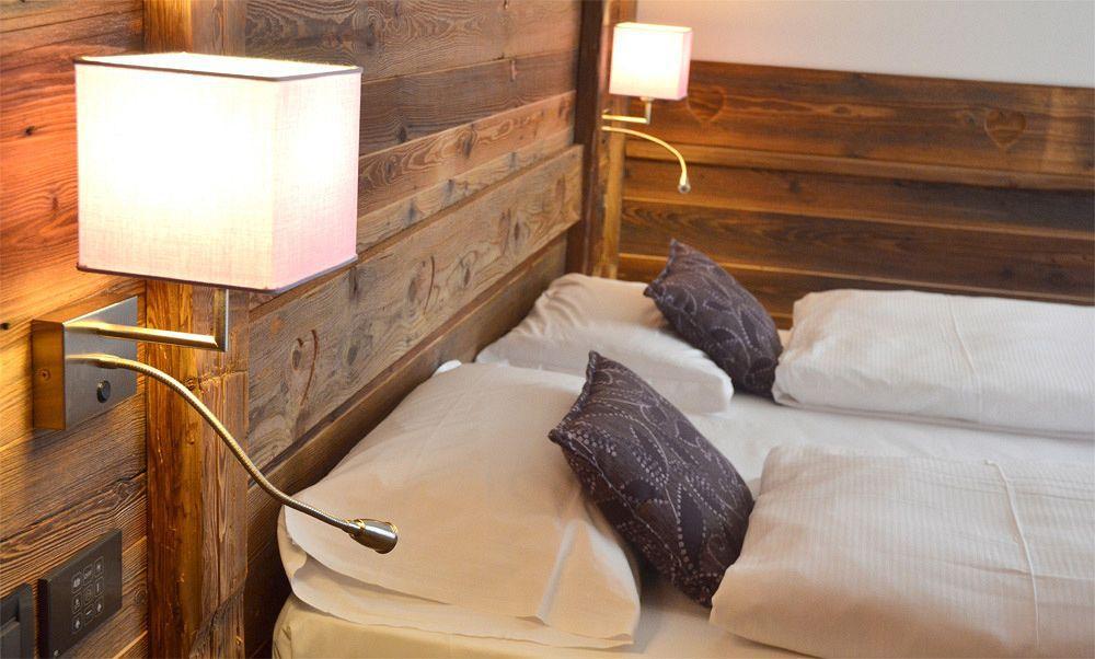 Alpholiday Dolomiti Wellness & Family Hotel Dimaro Exteriér fotografie